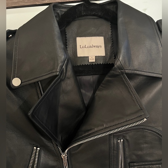 Short Style Soft Leather Jacket - Picture 2 of 6